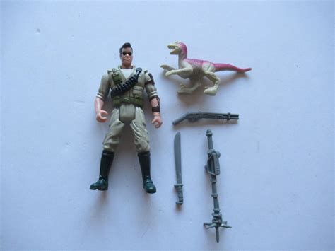 Mavin VINTAGE KENNER JURASSIC PARK LOST WORLD PETER LUDLOW 100