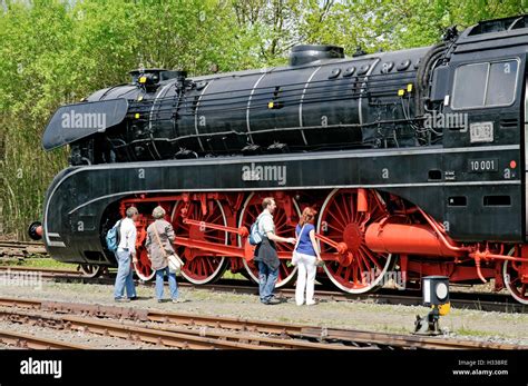 Dampf Lokomotive Nr 10 001 Bei Der Deutschen Dampf Lok Museum