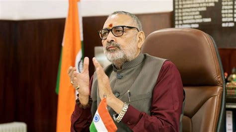 Union Minister Giriraj Singh Urges Bihar Cm Nitish Kumar To Ban Halal