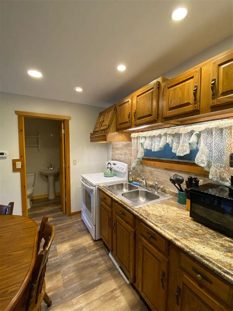 Self-Catering Vacation Suites - The Lakeside at Loon Lake