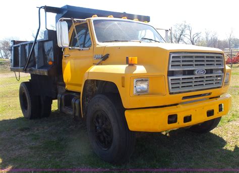 1990 Ford F800 Dump Truck In Ponca City Ok Item L7417 Sold Purple Wave