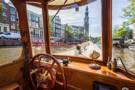 Book a canal cruise in Amsterdam - With Flagship Amsterdam