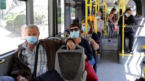 U Hrvatskoj Maske Obavezne I Na Autobuskim Stanicama