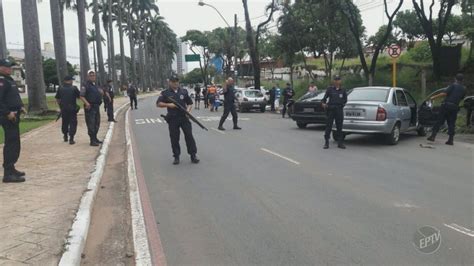 Motorista Bate Em Viatura Da Guarda Municipal Após Fugir De Blitz De