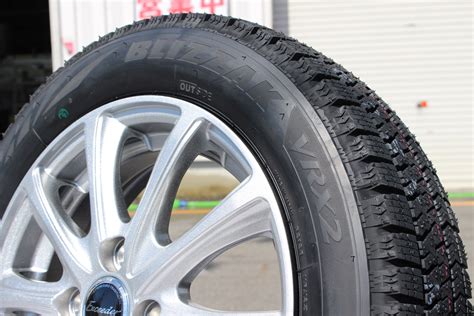 HOT STUFF Exceeder E04 14インチが大量入荷しました冬支度はお早めに 株式会社タイヤスクエアミツヤ