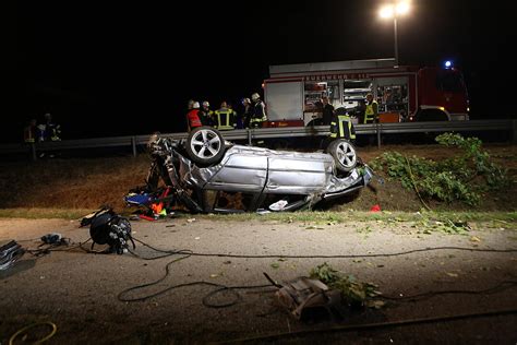 Schwerer Unfall Bei Ansbach J Hriger Mitfahrer Stirbt Bildergalerie