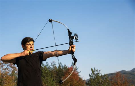 Best Recurve Bow for Hunting - SkyAboveUs