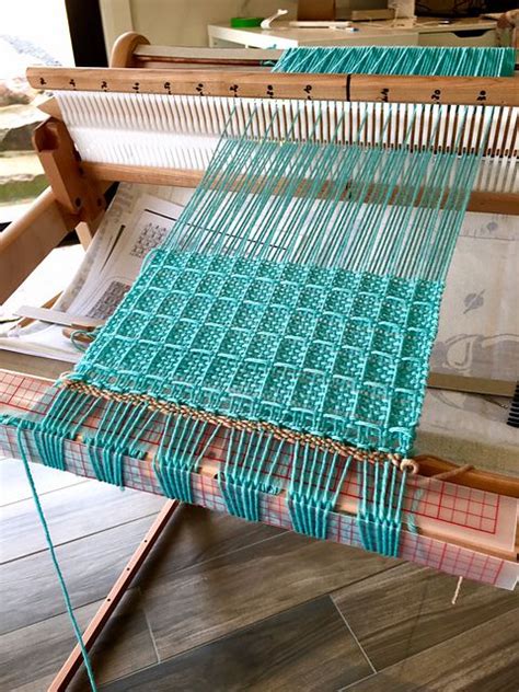 Rigid Heddle Weaving Cricket Loom Aa