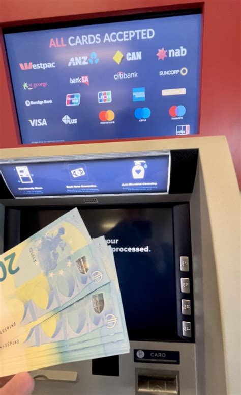 Travelex Launches First Foreign Currency Click Collect Atm Travel