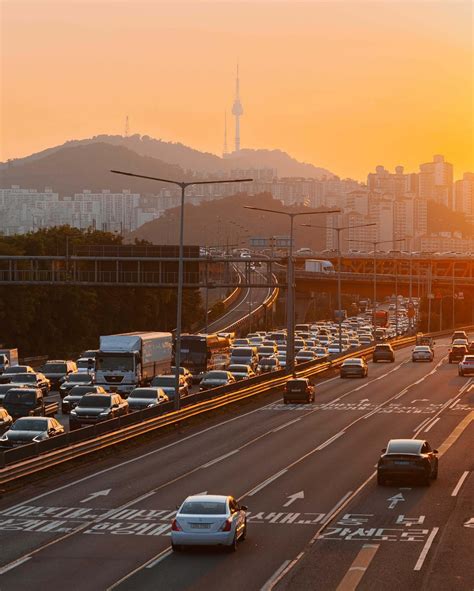 Heavy Traffic On The Gangbyeon Expressway During Sunset Seongdong