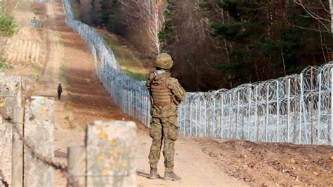 Polonia Cu Ochii Pe Frontiera Cu Belarus Infofinanciar