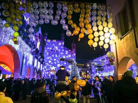 Ad Alba si è tornati in piazza per salutare l arrivo del nuovo anno