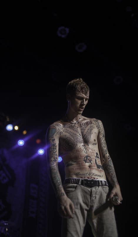 Mgk Shirtless Tumblr