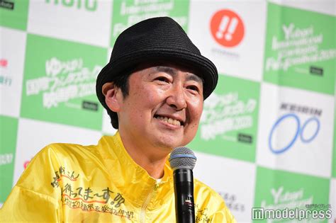 画像1840 山田裕貴「三十路になりました」誕生日当日に受賞 “熱烈ハグ”で祝福＜ゆうばり国際ファンタスティック映画祭2020