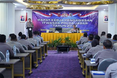 Wakapolda Jabar Membuka Rakerwas Itwasda Tahun Min Co Id