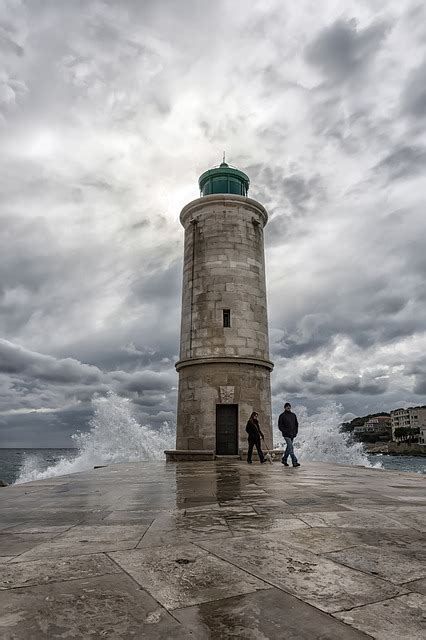 Seasons in Marseille: Weather and Climate