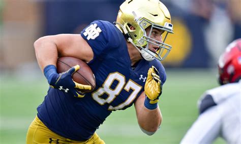 2023 NFL draft film room: Notre Dame TE Michael Mayer