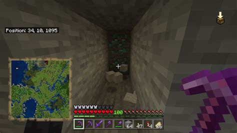 Feedstunz Uses X Ray Hacks To Find Diamonds In Minecraft Youtube