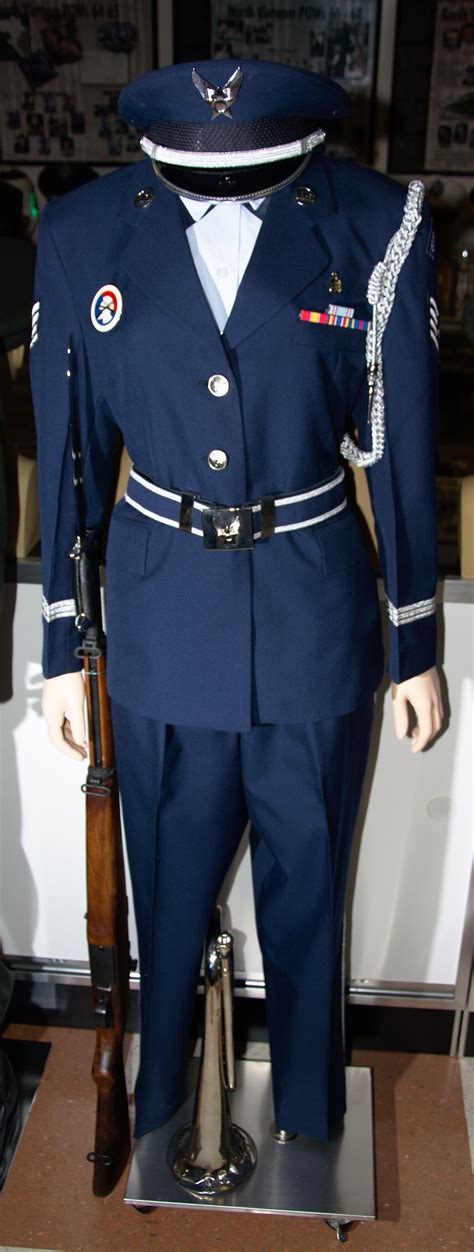 Uniforms – Maine Military Museum