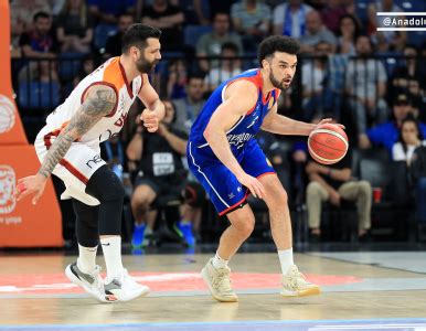 Elijah Bryant Anadolu Efes Spor Kul B