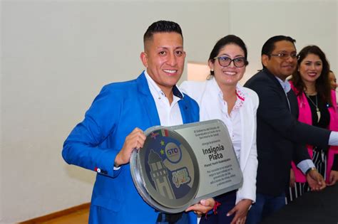 Ssg Reconoce El Compromiso De San Jos Iturbide Con Insignias Plata