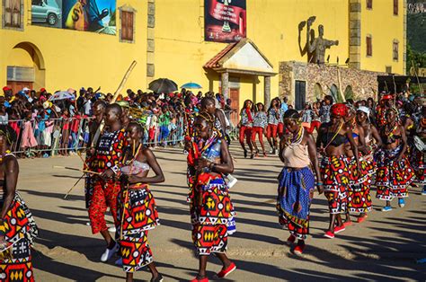 OLALEKAN ODUNTAN: Angola Holidays and Festivals