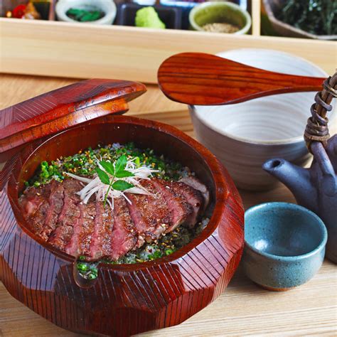 「インスタ映え」美味しすぎる肉のひつまぶしを楽しめる贅沢ランチ！京都の祇園肉亭新で堪能する！