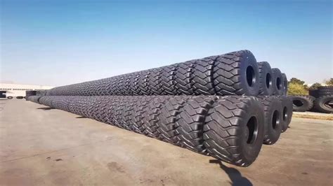 Spot Wholesale 385 95r25 445 95r25 Crane Vacuum Tire 14 00r25 Crane