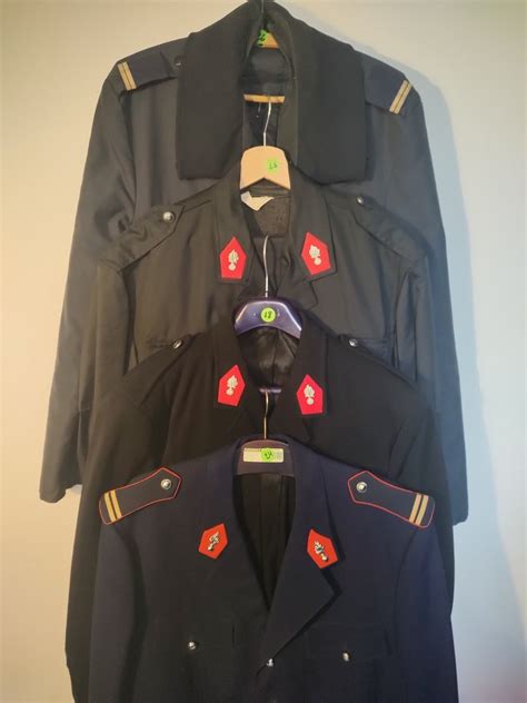 België Rijkswacht Gendarmerie Militair uniform Lot uniformen