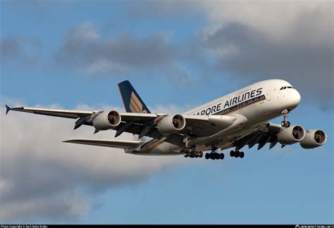 9V SKC Singapore Airlines Airbus A380 841 Photo By Karl Heinz Krebs