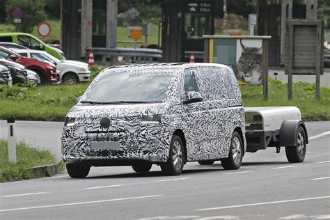 2021 Volkswagen Transporter (T7) Spied for the First Time - autoevolution