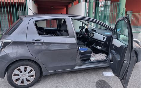 Sfondano Il Finestrino E Rubano Dalla Macchina Parcheggiata Sempione News