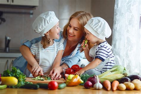 Cocinar con niños Bebés y más