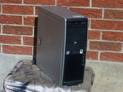 HP XW4600 Workstation With Core 2 Quad CPU Q9450 2 66 GHz 4 GB RAM