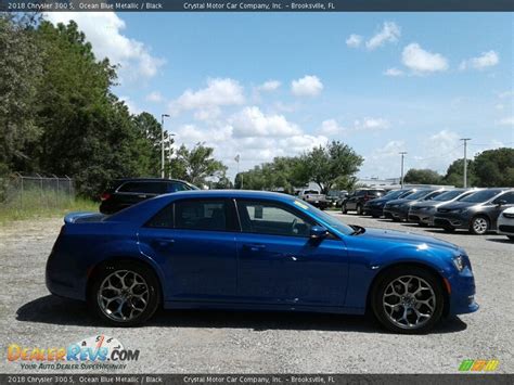 2018 Chrysler 300 S Ocean Blue Metallic Black Photo 6