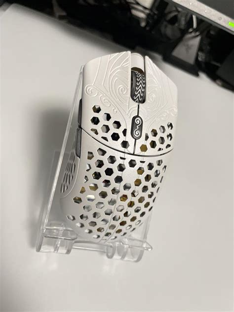 マウス・トラックボール Finalmouse Pegasus Medium マウス・トラックボール