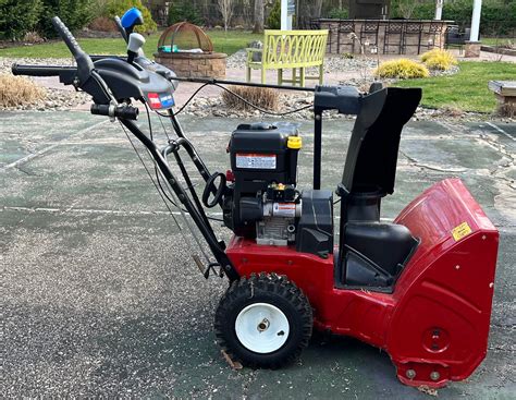 Toro Power Max 724 Oe Snow Thrower Model 37775 100529