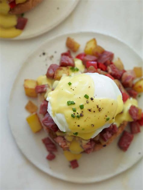 Corned Beef Hash Eggs Benedict | Breakfast recipe | Spoon Fork Bacon