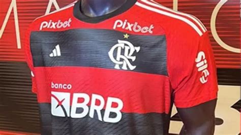 Flamengo Tem R Mi De Patroc Nio Na Camisa E Deve Atingir Valor