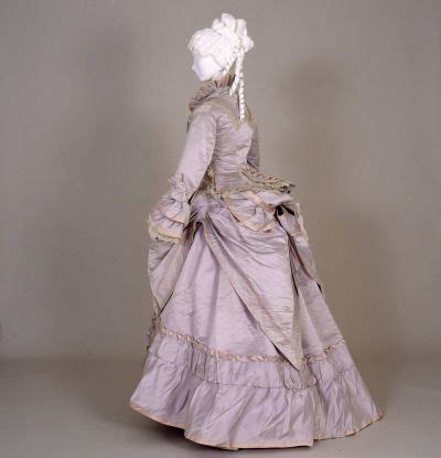 Pin By Judy Holcomb On Victorian Dresses Historical Dresses