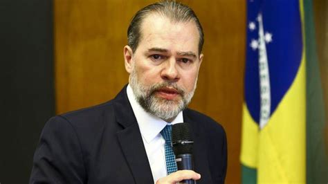 Dino Mantém Suspenso Pagamento De Emendas E Critica Descumprimento De