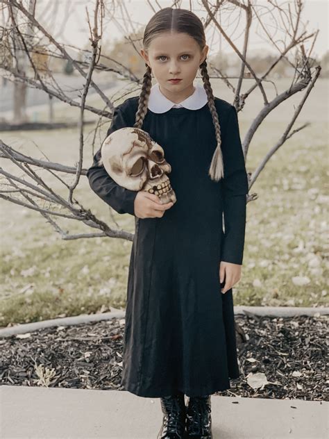 adams family halloween costume 3