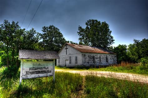 This Eerie And Fantastic Footage Takes You Inside Oklahomas Abandoned