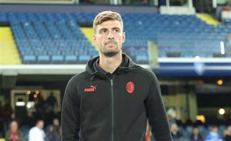 Milan Torna Gabbia Dal Villarreal E Vede Gi L Empoli Primapagina