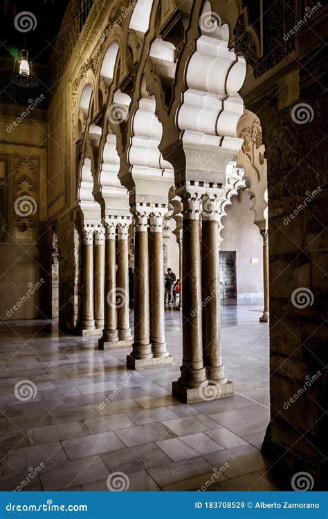 Palacio Aljaferia, Fortified Medieval Islamic Palace in Zaragoza, Spain ...