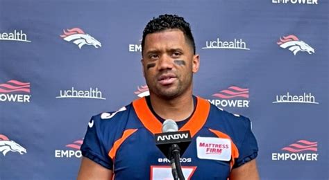 Former Nfl Star Warns Russell Wilson Of Drastic Changes