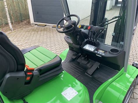 Gebrauchtstapler Nürnberg Toyota 8FBMT35 Elektro 4 Rad Stapler mit