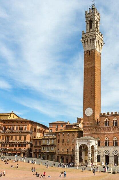 Premium Photo Piazza Del Campo With Palazzo Pubblico And Torre Del