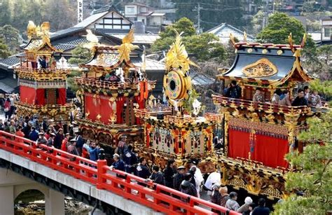 「春の高山祭」！！「日本三大美祭」！！ 自転車屋男 2