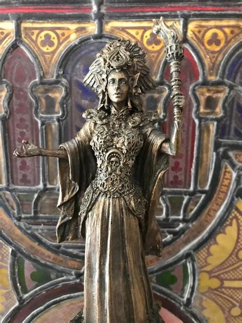 Hecate Goddess Of Witchcraft And Magic Statue Half Scale Etsy Wiccan